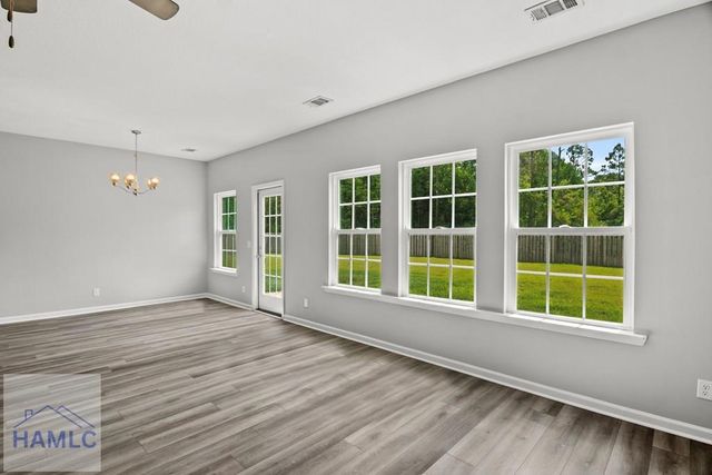 147 Battalion Lane, Hinesville, GA 31313