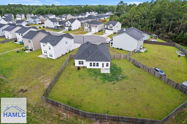 147 Battalion Lane, Hinesville, GA 31313