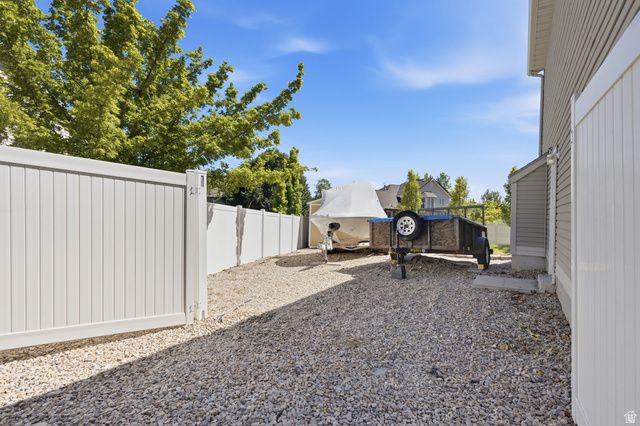 3557 W LILLEHAMMER CIR, Taylorsville, UT 84129