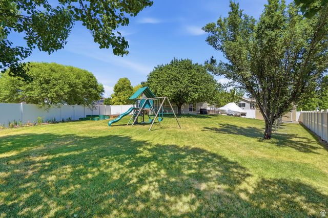 3557 W LILLEHAMMER CIR, Taylorsville, UT 84129