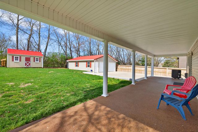 1604 Kennedy Bridge Road, Harrodsburg, KY 40330