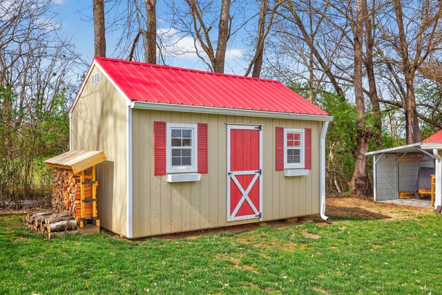 1604 Kennedy Bridge Road, Harrodsburg, KY 40330