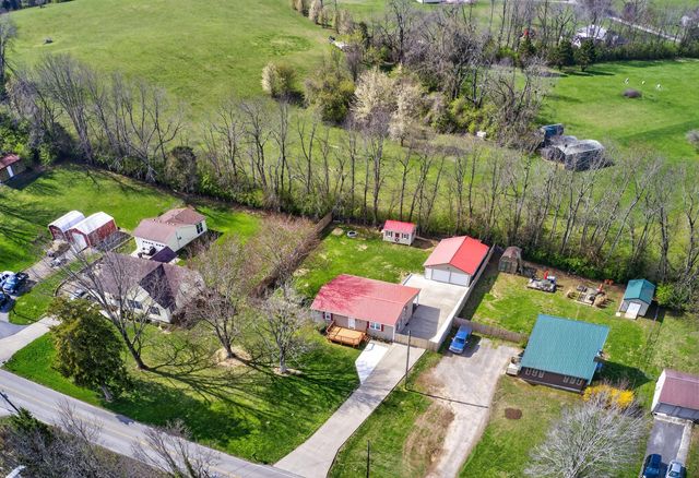 1604 Kennedy Bridge Road, Harrodsburg, KY 40330