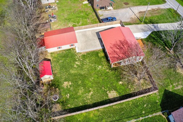 1604 Kennedy Bridge Road, Harrodsburg, KY 40330