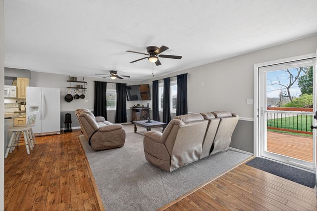 1604 Kennedy Bridge Road, Harrodsburg, KY 40330