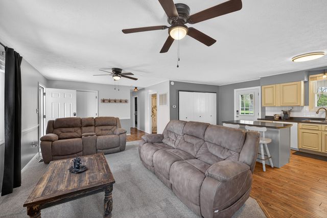 1604 Kennedy Bridge Road, Harrodsburg, KY 40330