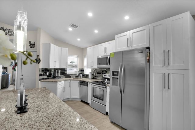 1238 Pine Sage Circle, West Palm Beach, FL 33409