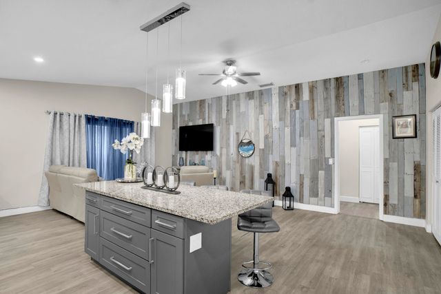 1238 Pine Sage Circle, West Palm Beach, FL 33409
