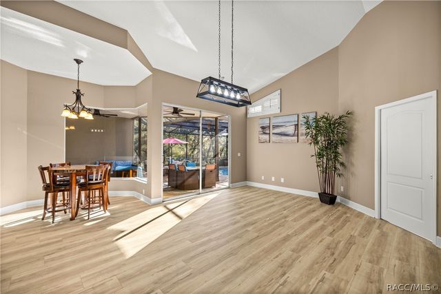 4860 W Angus Drive, Beverly Hills, FL 34465