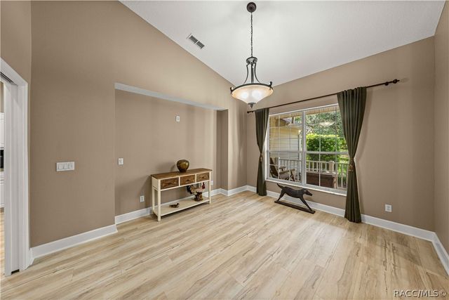 4860 W Angus Drive, Beverly Hills, FL 34465