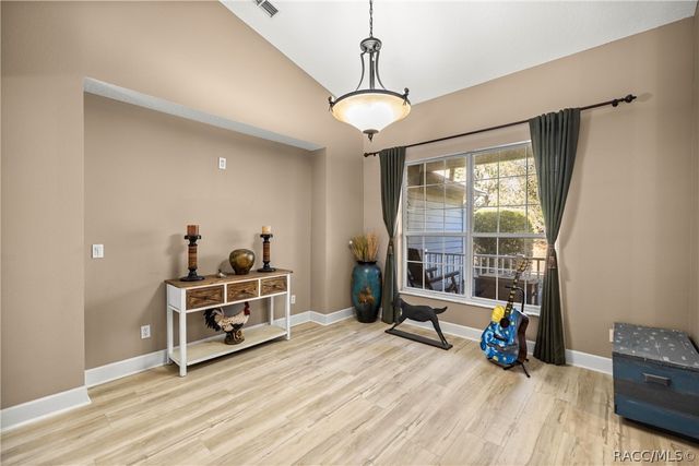 4860 W Angus Drive, Beverly Hills, FL 34465