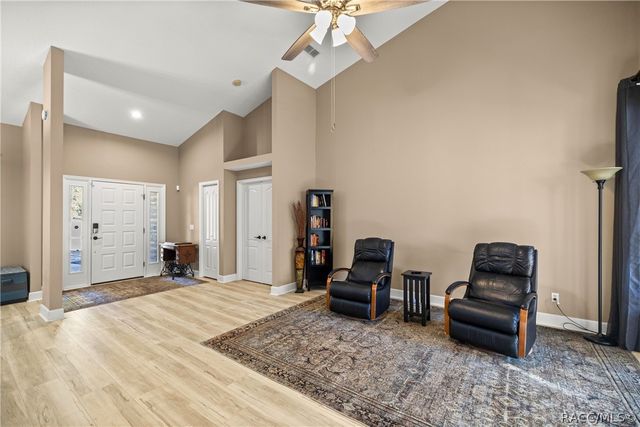 4860 W Angus Drive, Beverly Hills, FL 34465