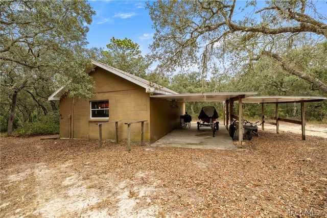 4860 W Angus Drive, Beverly Hills, FL 34465