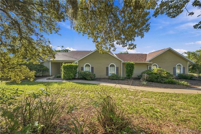 4860 W Angus Drive, Beverly Hills, FL 34465