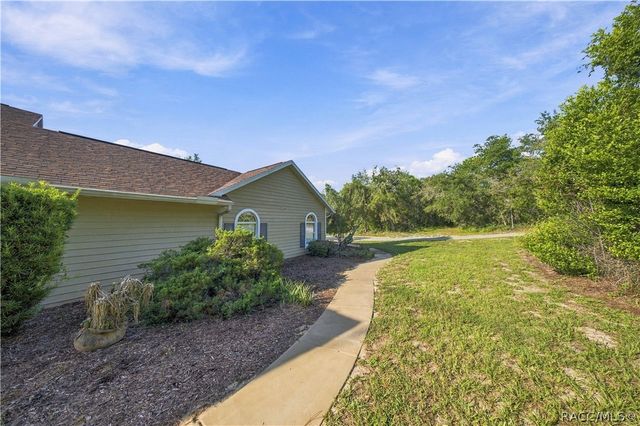 4860 W Angus Drive, Beverly Hills, FL 34465