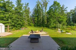 215 THOMAS DR, Middletown, VA 22645