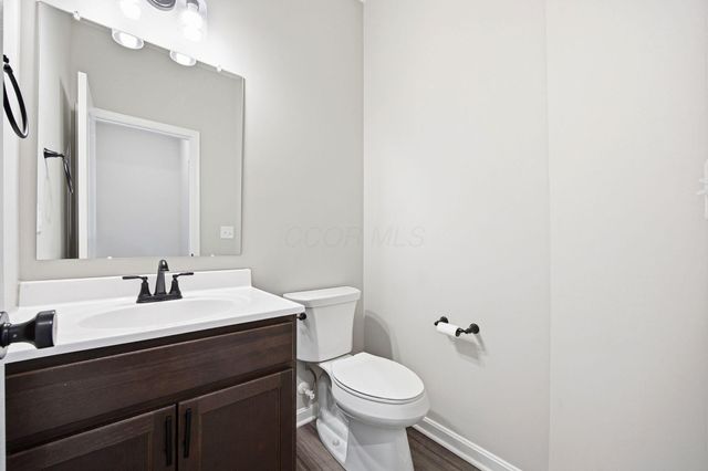 1042 Queen Bee Place, Grove City, OH 43123