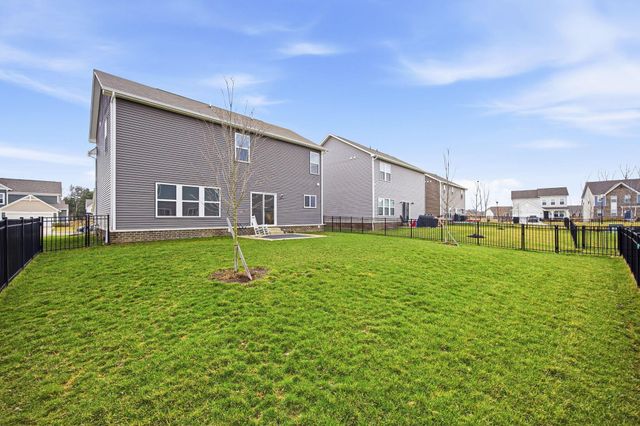 1042 Queen Bee Place, Grove City, OH 43123