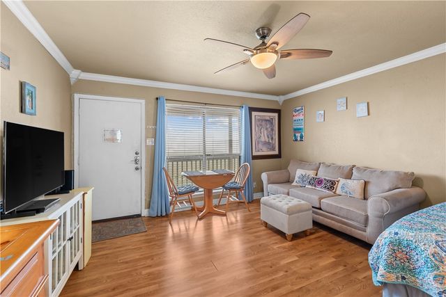 14873 Granada Dr 10, Corpus Christi, TX 78418