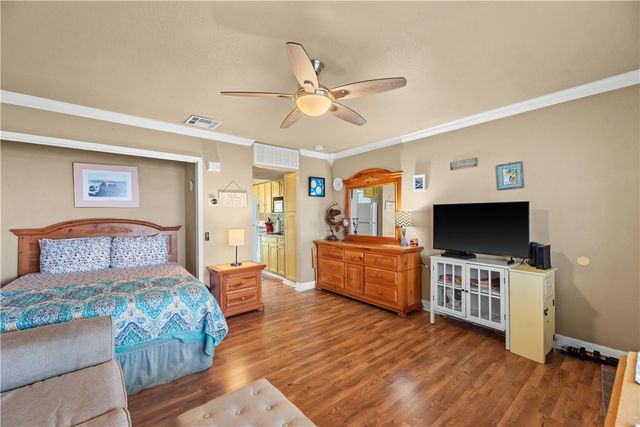 14873 Granada Dr 10, Corpus Christi, TX 78418