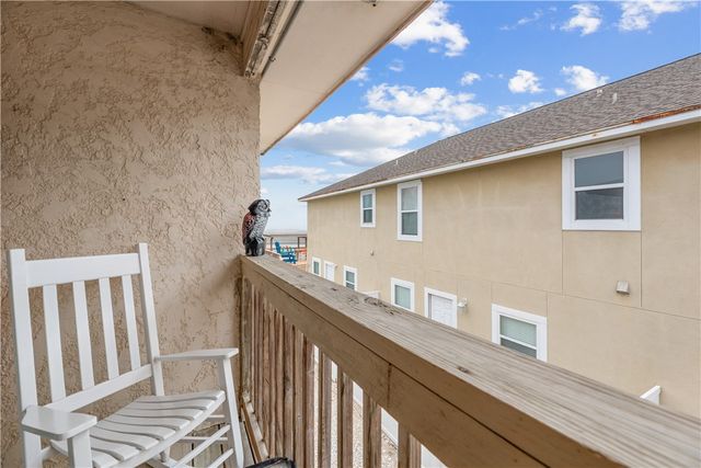 14873 Granada Dr 10, Corpus Christi, TX 78418