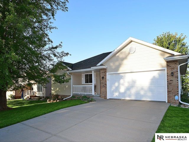 12416 S 218th Avenue, Gretna, NE 68028