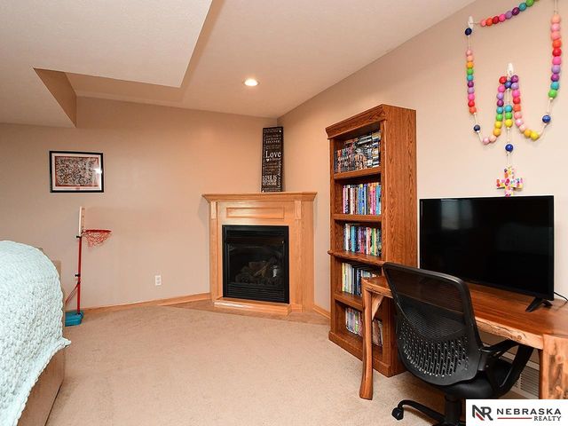 12416 S 218th Avenue, Gretna, NE 68028