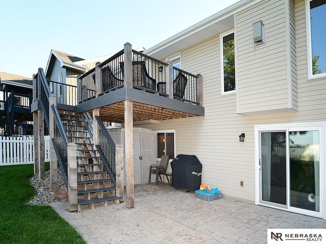 12416 S 218th Avenue, Gretna, NE 68028