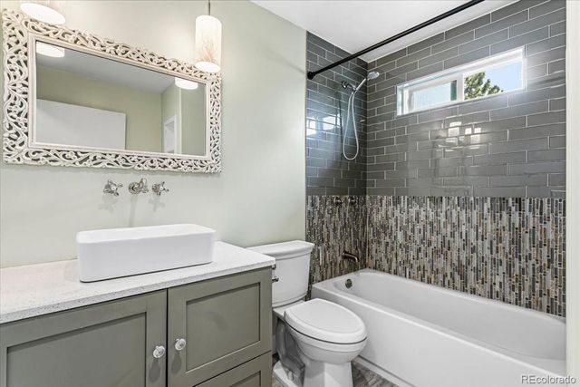 4418 S Argonne Way, Aurora, CO 80015