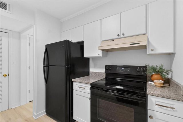 173 Rutledge Avenue Apt M, Charleston, SC 29403