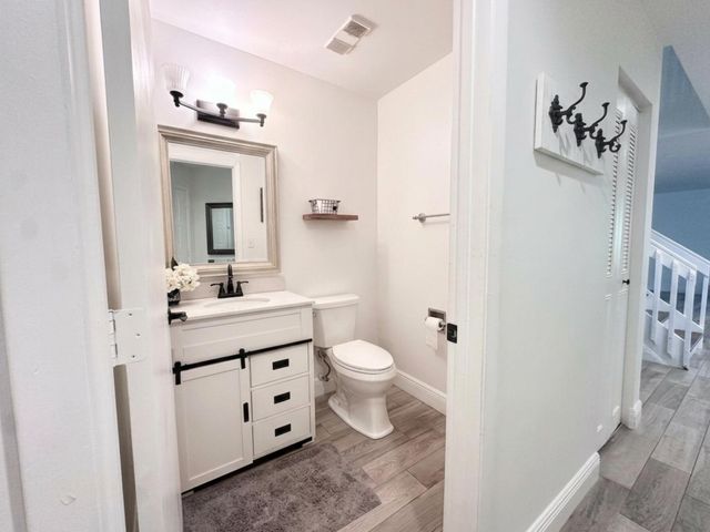 6207 Old Court Road 604, Boca Raton, FL 33433