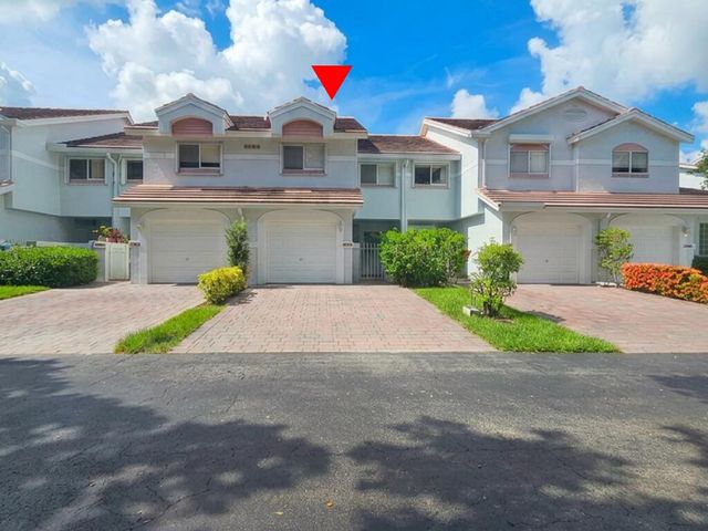 6207 Old Court Road 604, Boca Raton, FL 33433