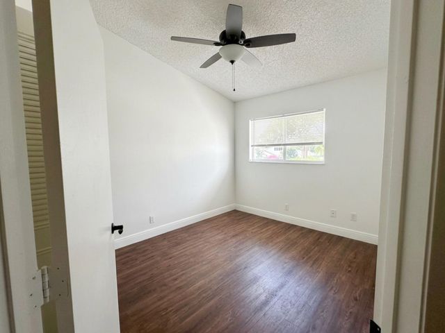 6207 Old Court Road 604, Boca Raton, FL 33433