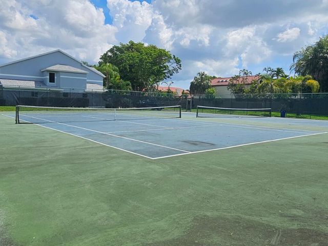 6207 Old Court Road 604, Boca Raton, FL 33433