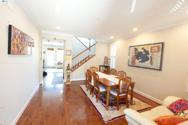 200 Seapoint Pl, Richmond, CA 94801
