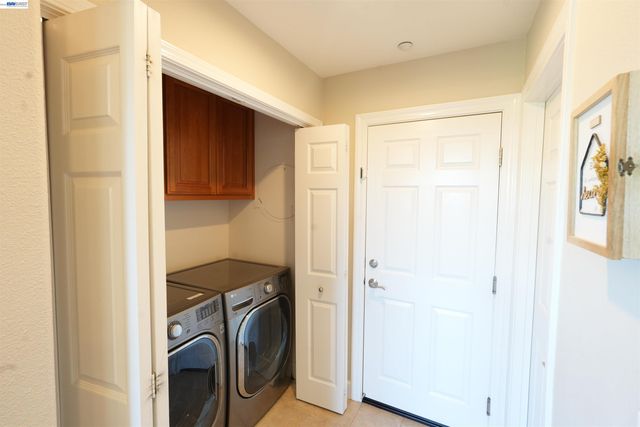 200 Seapoint Pl, Richmond, CA 94801