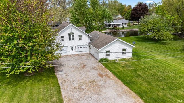 2145 E 770 S, Wolcottville, IN 46795
