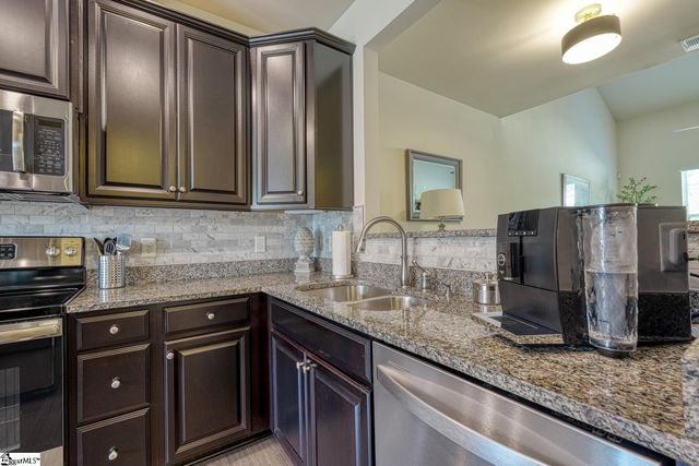 126 W Stableford Drive, Duncan, SC 29334