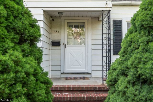 339 N 8Th Ave, Manville Boro, NJ 08835