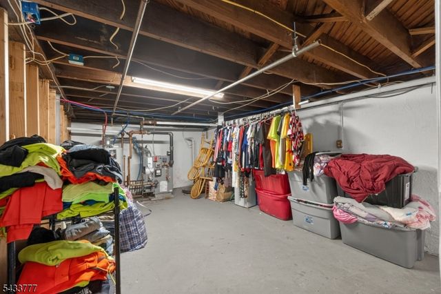 339 N 8Th Ave, Manville Boro, NJ 08835