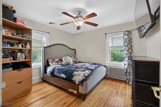 339 N 8Th Ave, Manville Boro, NJ 08835