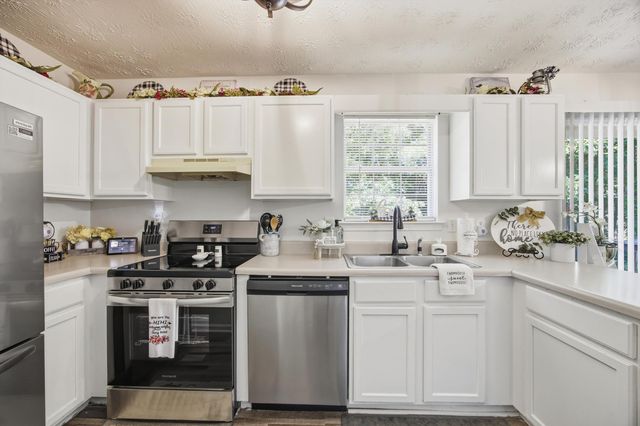 41 Ronnie Lane, Tunnel Hill, GA 30755