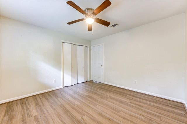 8107 Durklyn Lane, Houston, TX 77070