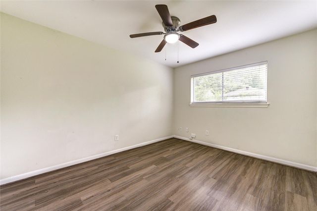 8107 Durklyn Lane, Houston, TX 77070
