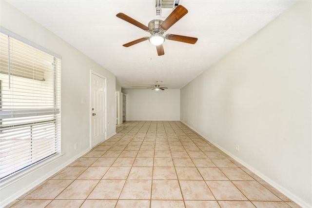 8107 Durklyn Lane, Houston, TX 77070