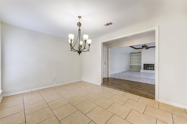 8107 Durklyn Lane, Houston, TX 77070