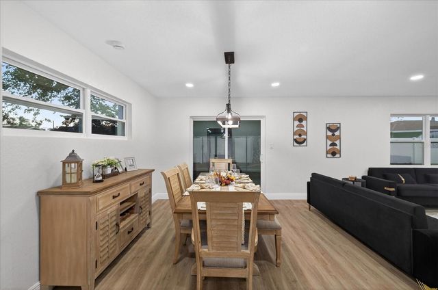 5819 TAMPA SHORES BOULEVARD, Tampa, FL 33615