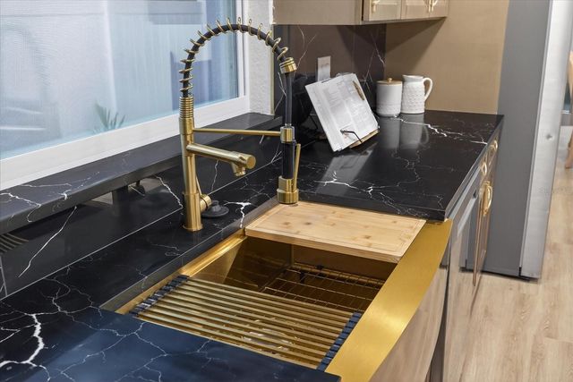 5819 TAMPA SHORES BOULEVARD, Tampa, FL 33615