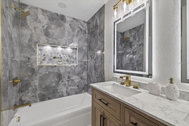 5819 TAMPA SHORES BOULEVARD, Tampa, FL 33615