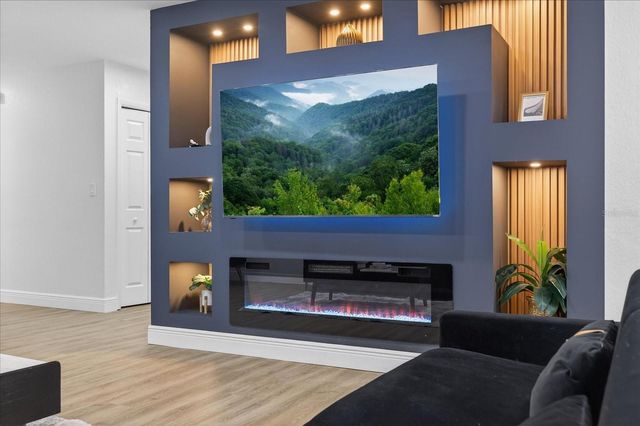 5819 TAMPA SHORES BOULEVARD, Tampa, FL 33615